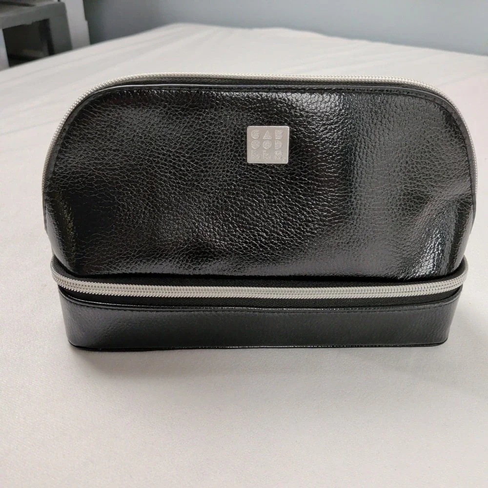 Caboodles Black Pebbled Faux Leather Dual Compartment Jewelry Makeup Bag Organiz